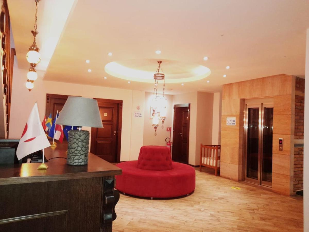 Hotel Happy Gjakova Экстерьер фото