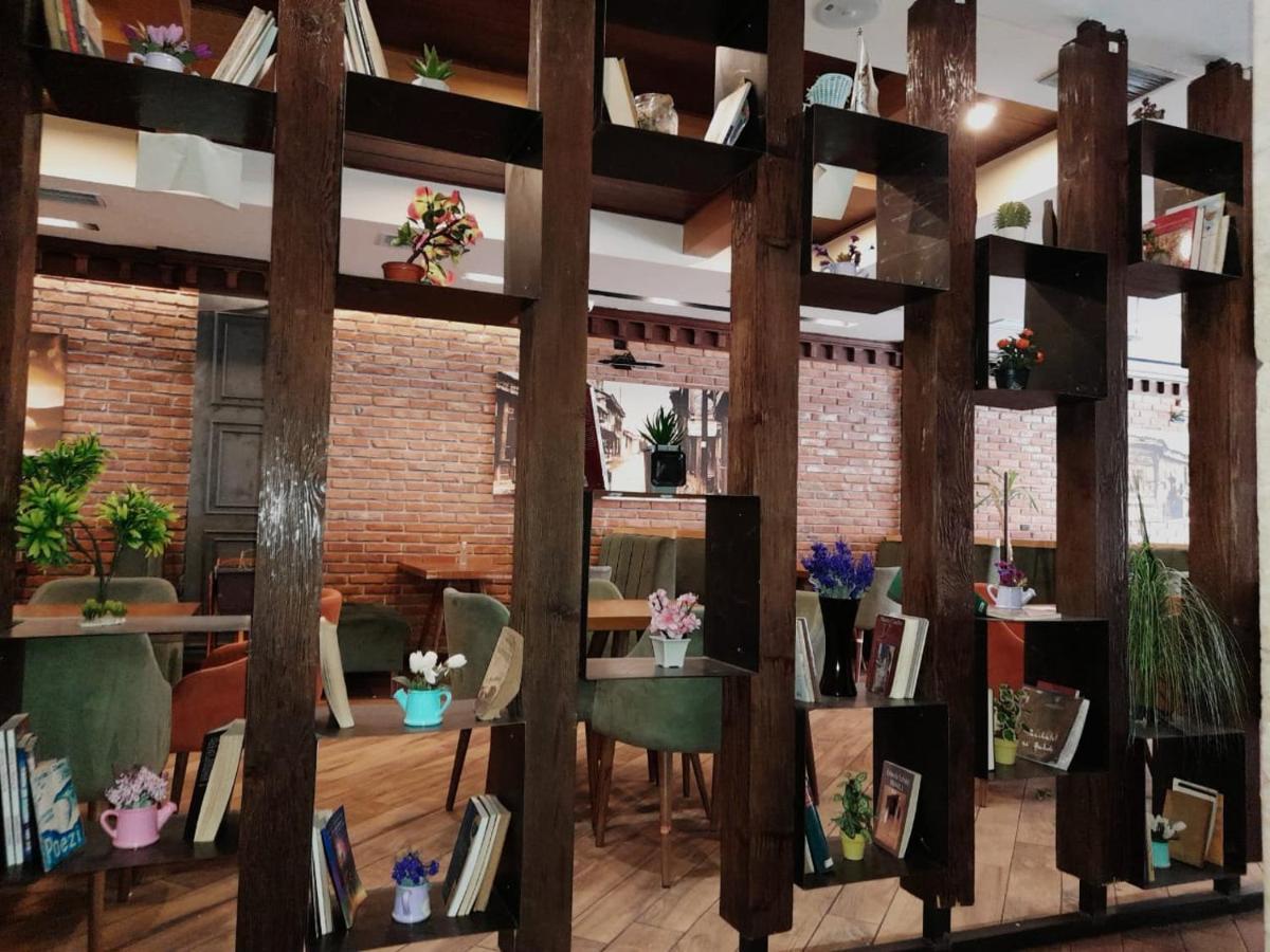Hotel Happy Gjakova Экстерьер фото