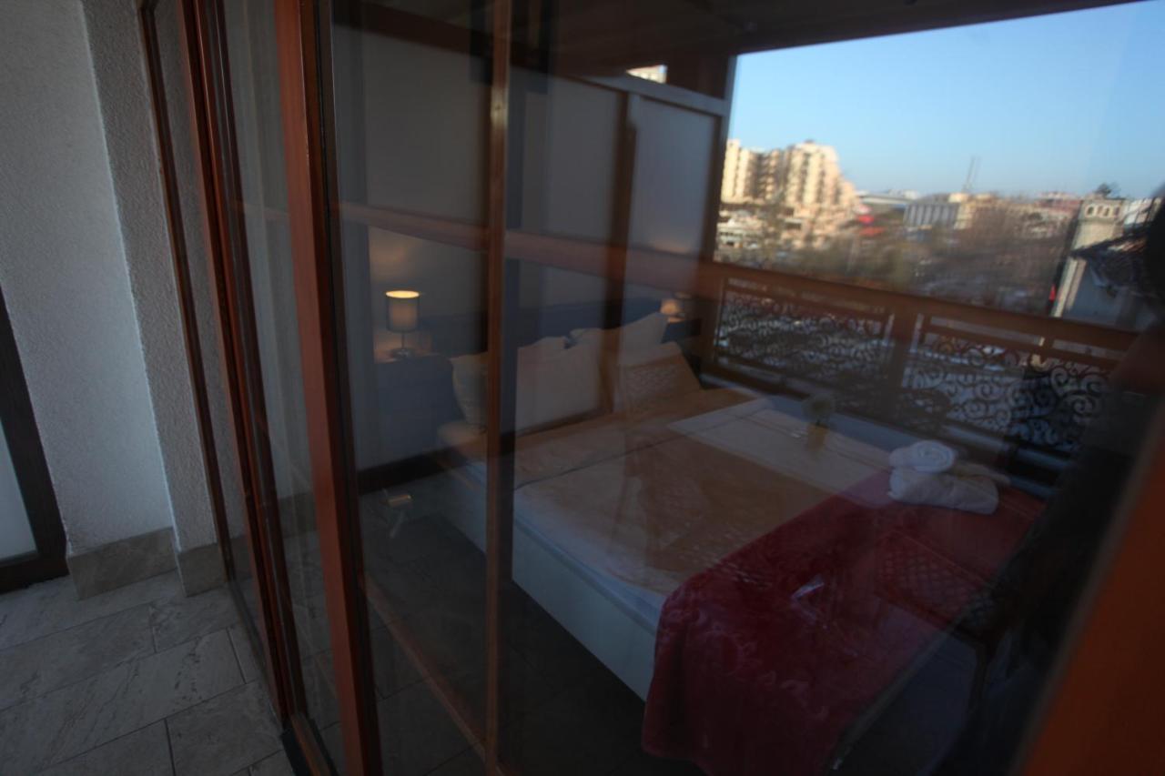 Hotel Happy Gjakova Экстерьер фото