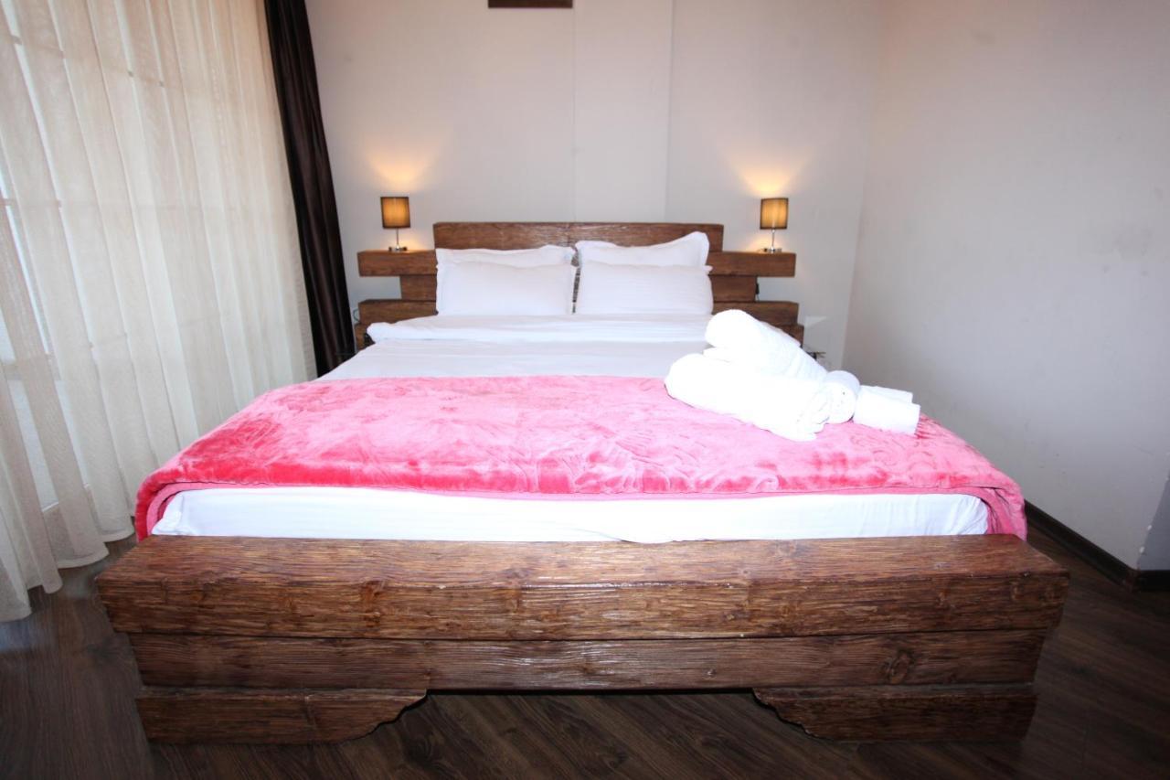 Hotel Happy Gjakova Экстерьер фото