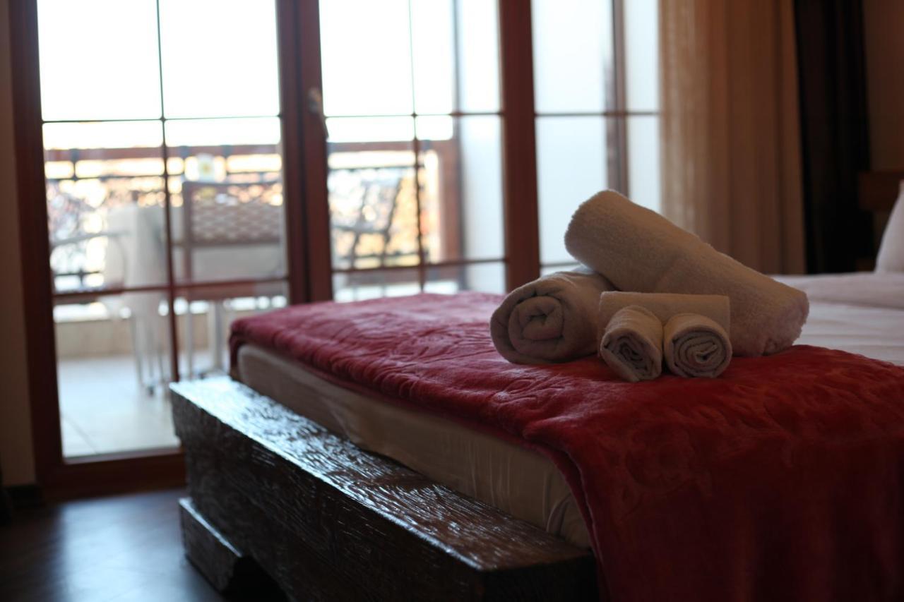 Hotel Happy Gjakova Экстерьер фото