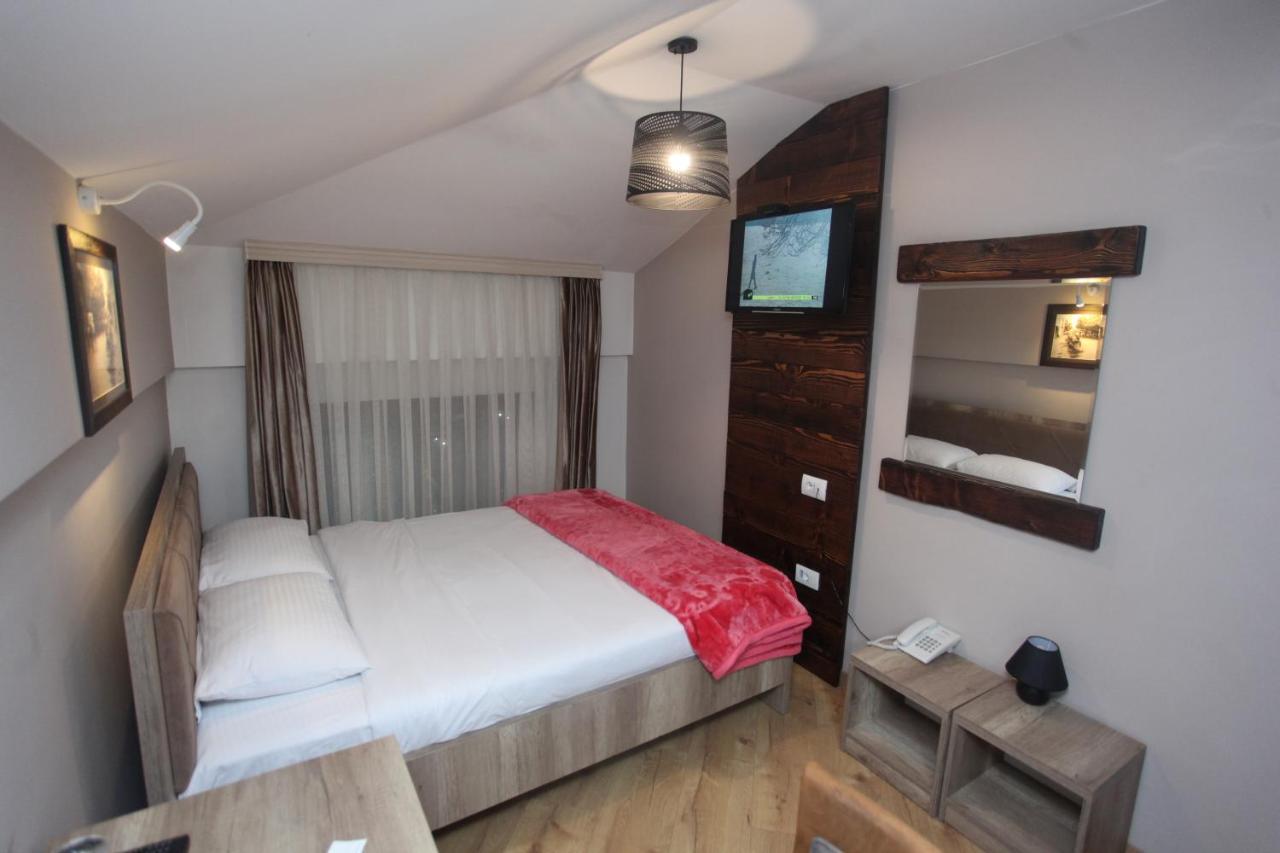 Hotel Happy Gjakova Экстерьер фото