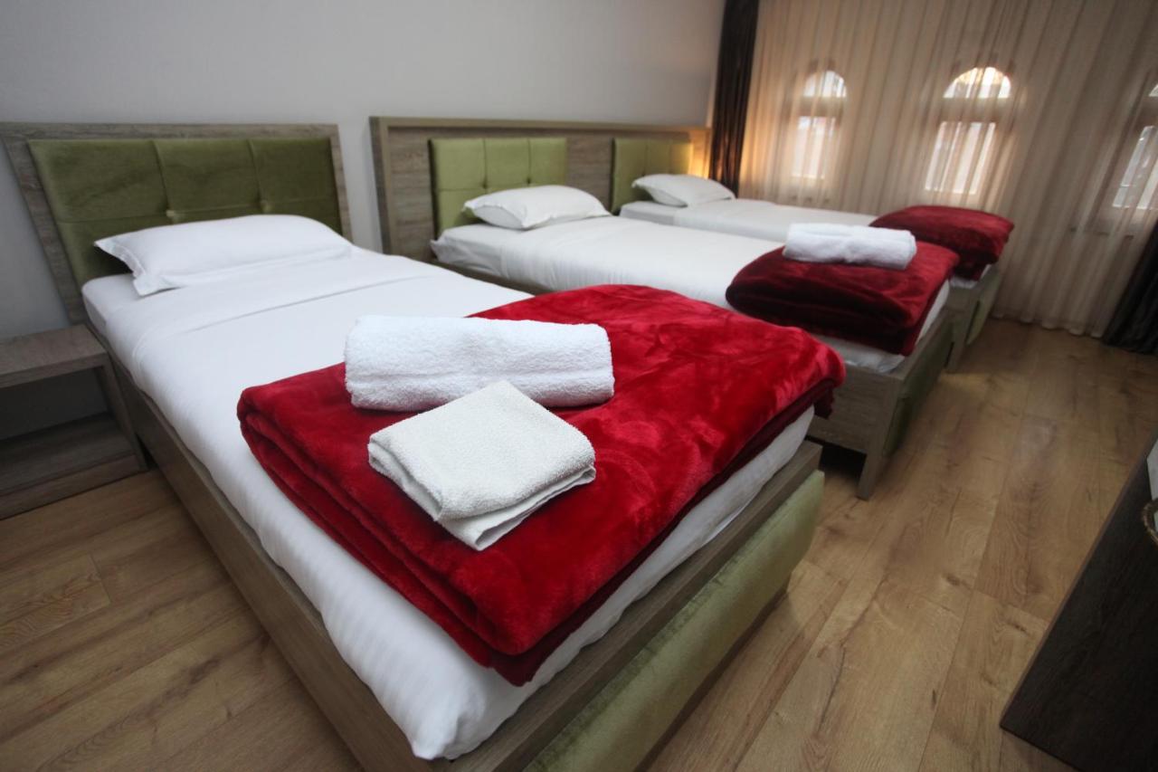 Hotel Happy Gjakova Экстерьер фото