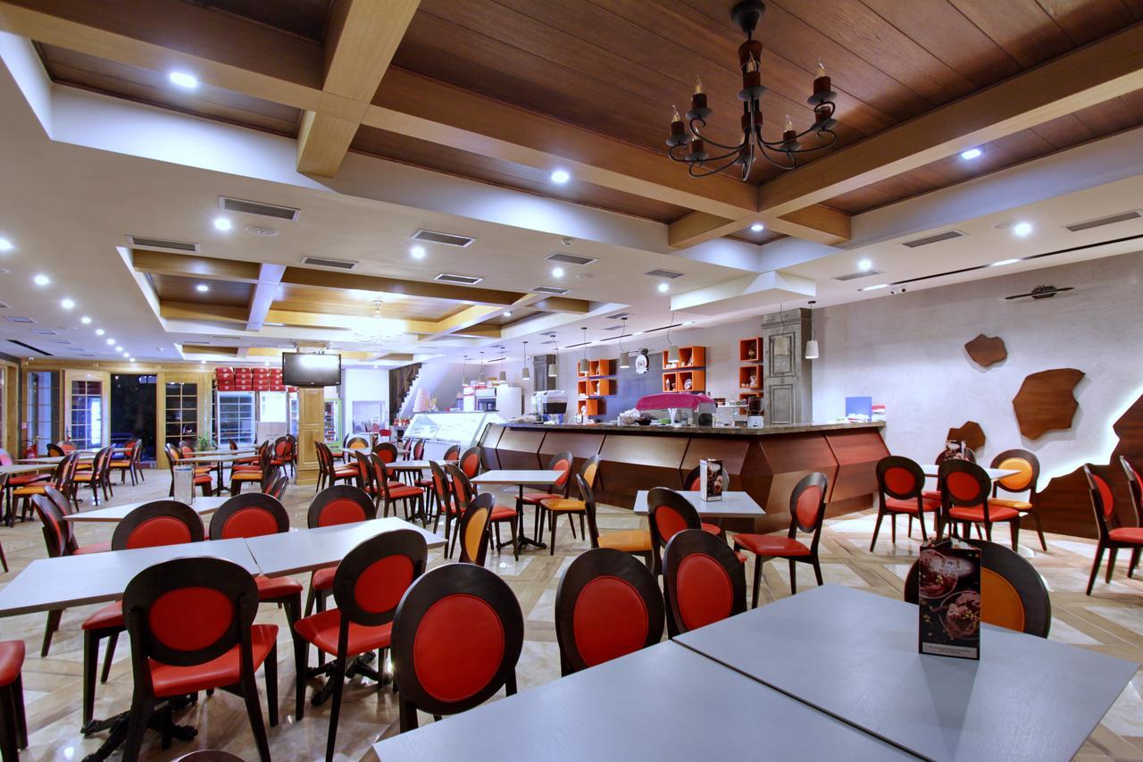 Hotel Happy Gjakova Экстерьер фото