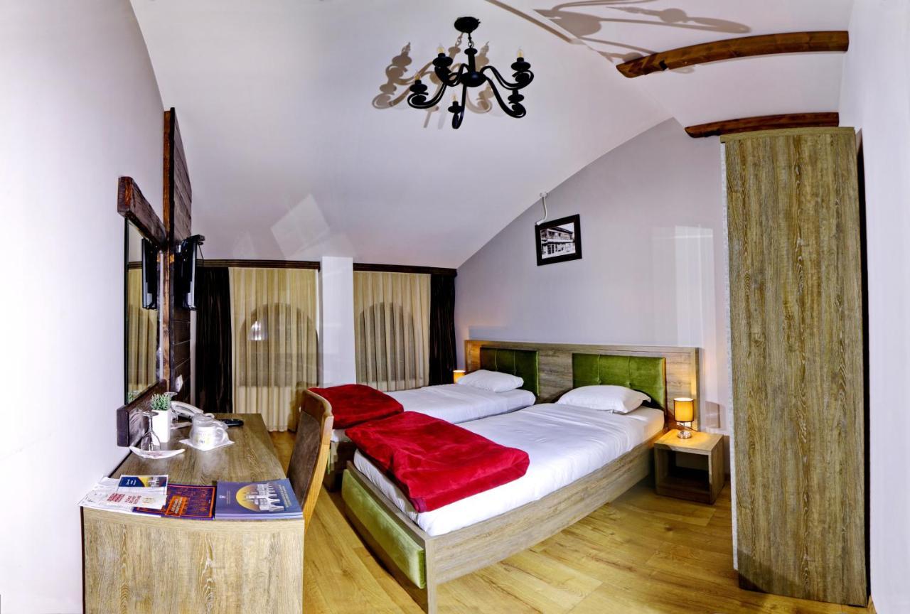 Hotel Happy Gjakova Экстерьер фото