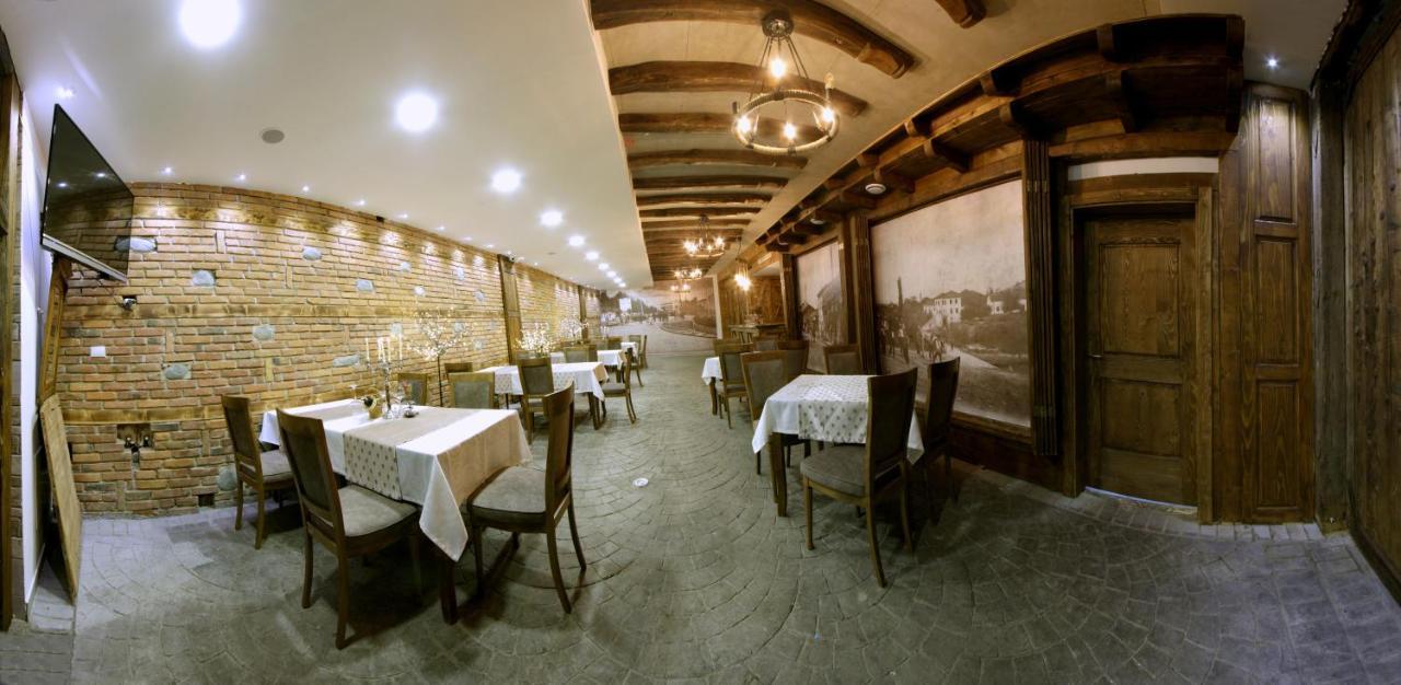 Hotel Happy Gjakova Экстерьер фото